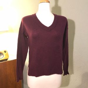 100% cashmere V neck sweater